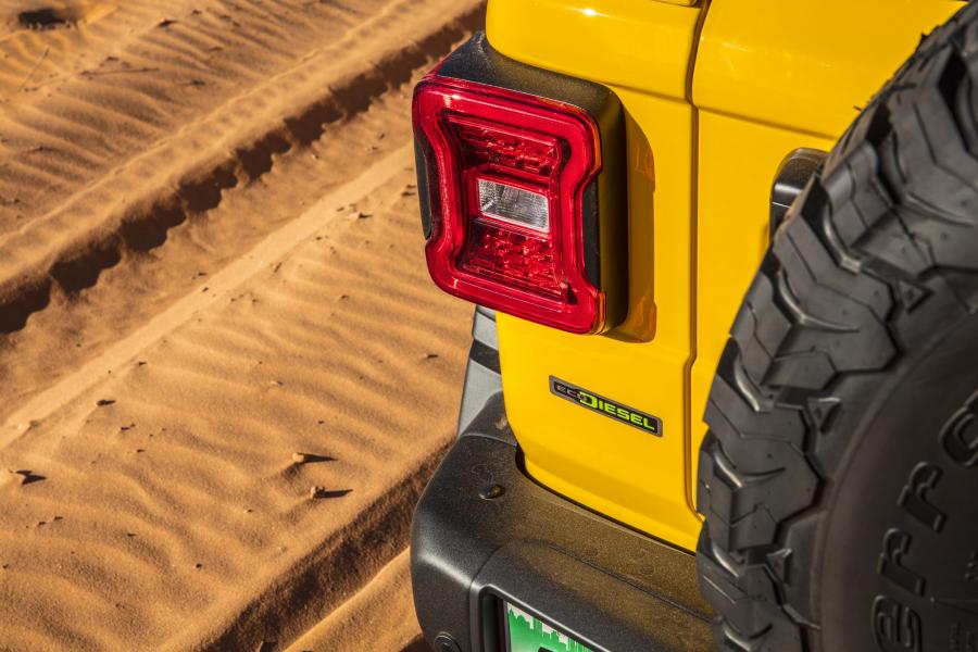 Детали экстерьера Jeep Wrangler Unlimited Rubicon EcoDiesel (JL) 2019 года  (NA) (фото 80 из 85)
